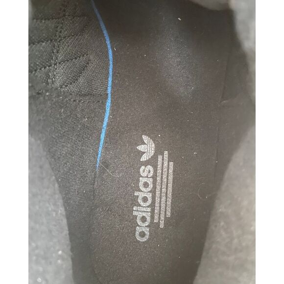 Adidas Yung-1 Sneakers in Black Suede - Picture 7 of 9